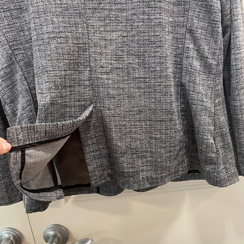 Banana Republic Gray Blazer Professional Wool-Blend - Picture 8 of 10